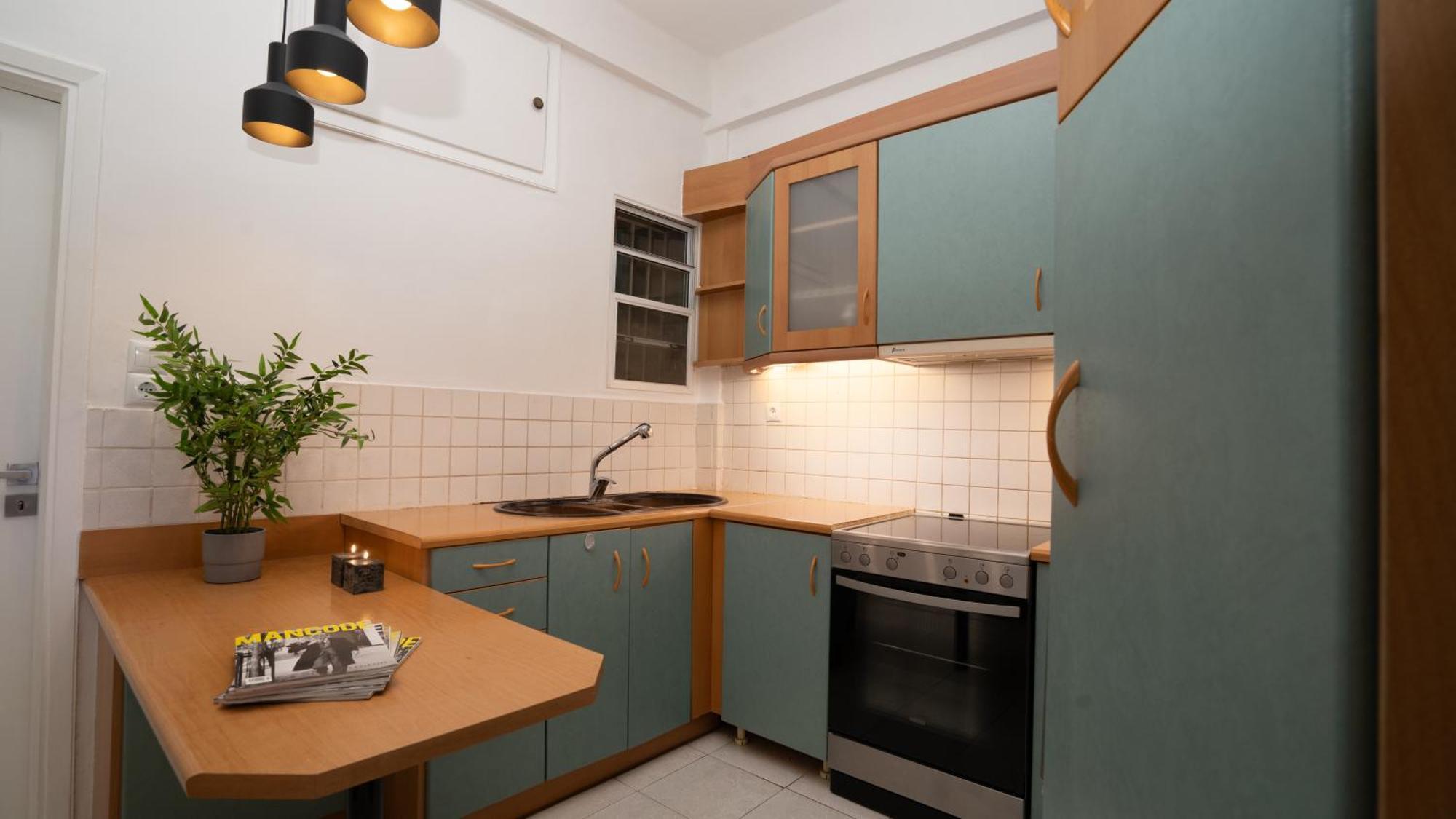 City Center Apt. On A Traffic Free Street Athena Bagian luar foto